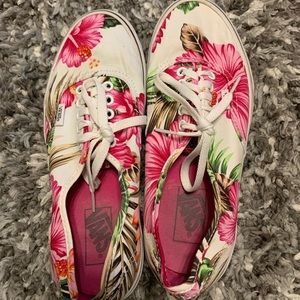 Vans Shoes - Floral Vans Vans Shoes - Floral Vans
